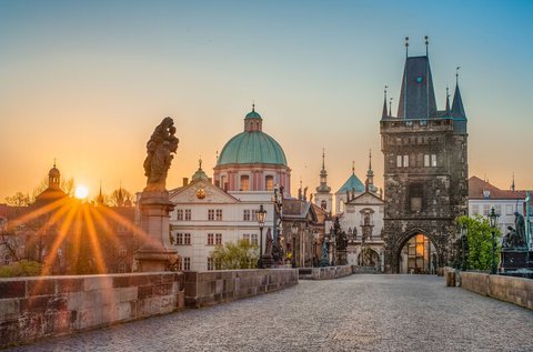 4 csillagos városnézés Prágában, hétvégén is