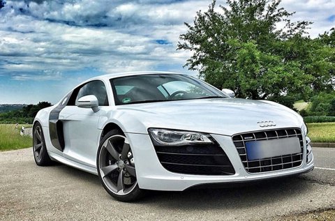 Tedd próbára a 420 lóerős Audi R8-at 3 körön át!