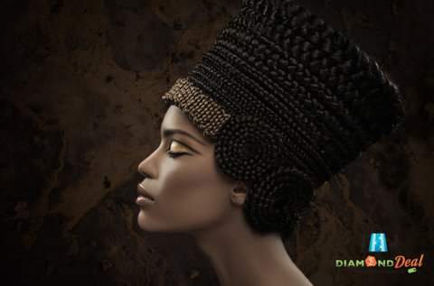 Arany gélmaszkos Nefertiti arckezelés
