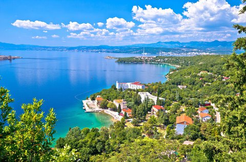 Retró üdülés Krk szigetén, Omisaljban