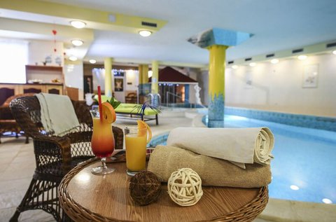 Kényeztető wellness napok Egerben borkóstolóval