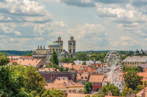 Páratlan feltöltődés Egerben fürdőbelépővel