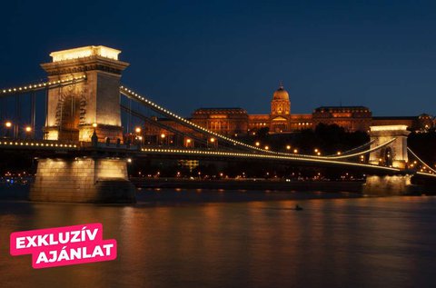 BKV páros sétahajózás esti fényekben