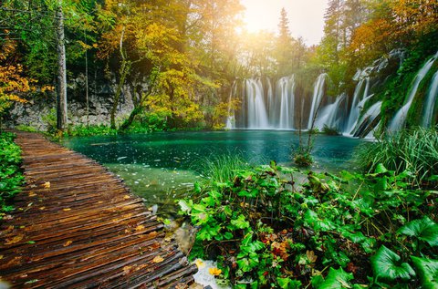 3 napos kikapcsolódás a lenyűgöző Plitvicei-tavaknál