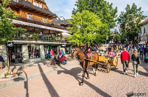 Adventi utazás Zakopanéba lovasszánozással