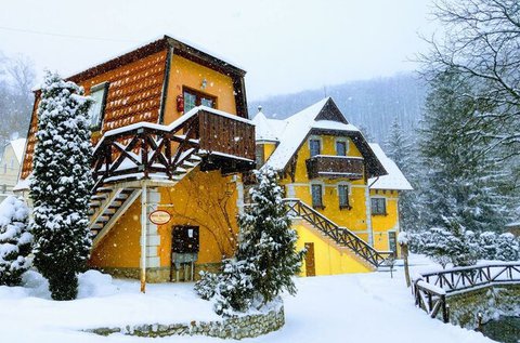 Nyugodt pihenés festői környezetben Miskolcon