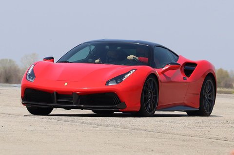 2 körös élményvezetés egy Ferrari 488 GTB-vel