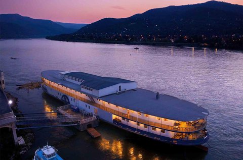 Üdítő hétköznapok a visegrádi Duna hullámain