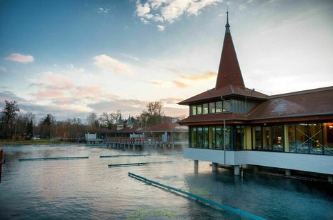 Téli-tavaszi kikapcsolódás Hévízen