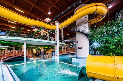 Pihenés és fürdőzés Cserkeszőlőn