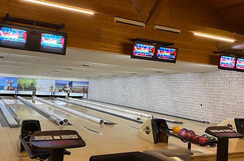 2óra bowlingozás a Római-parton 4 főnek