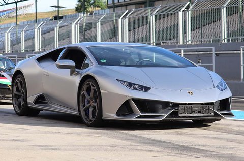Lamborghini Huracán EVO vezetés 8 körön át