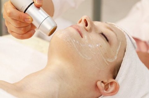 Beautamed HIFU PEN arcfiatalító kezelés