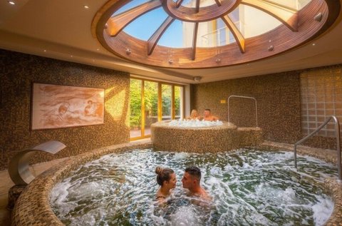 Balatoni nyaralás és wellness Alsóörsön